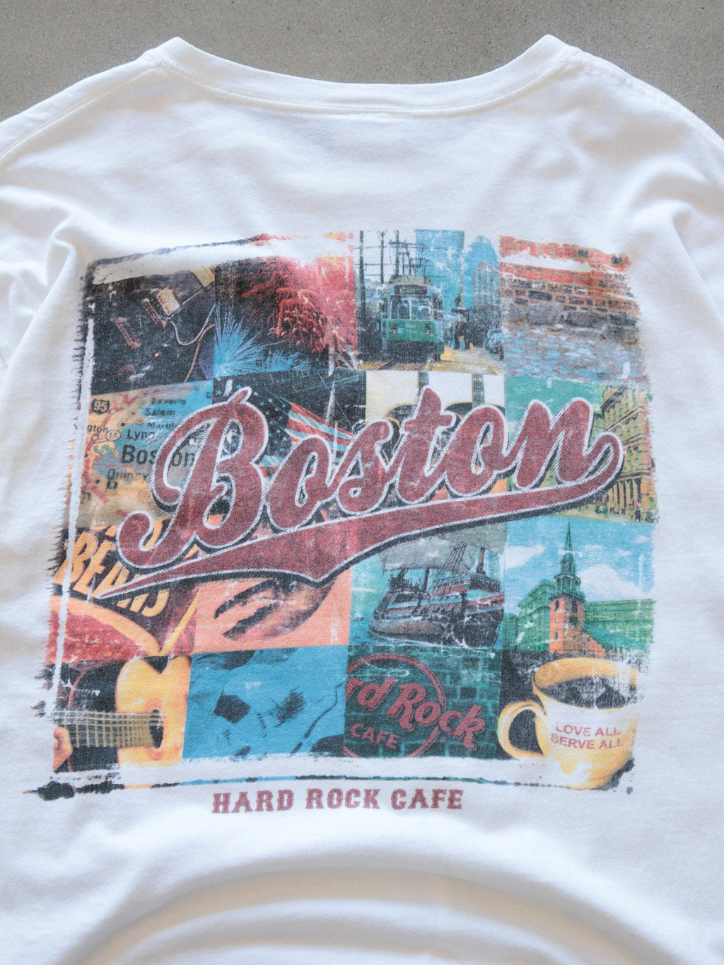 Vintage 00s White Hard Rock Cafe Boston Tee (L)