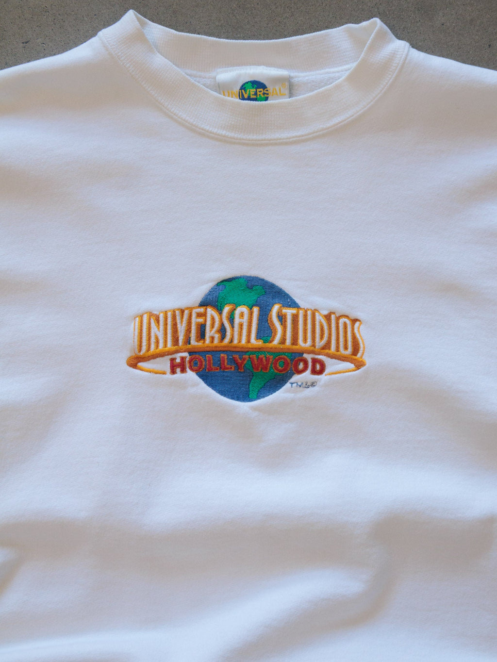 Vintage 00s White Universal Studios Hollywood Sweatshirt (XL)