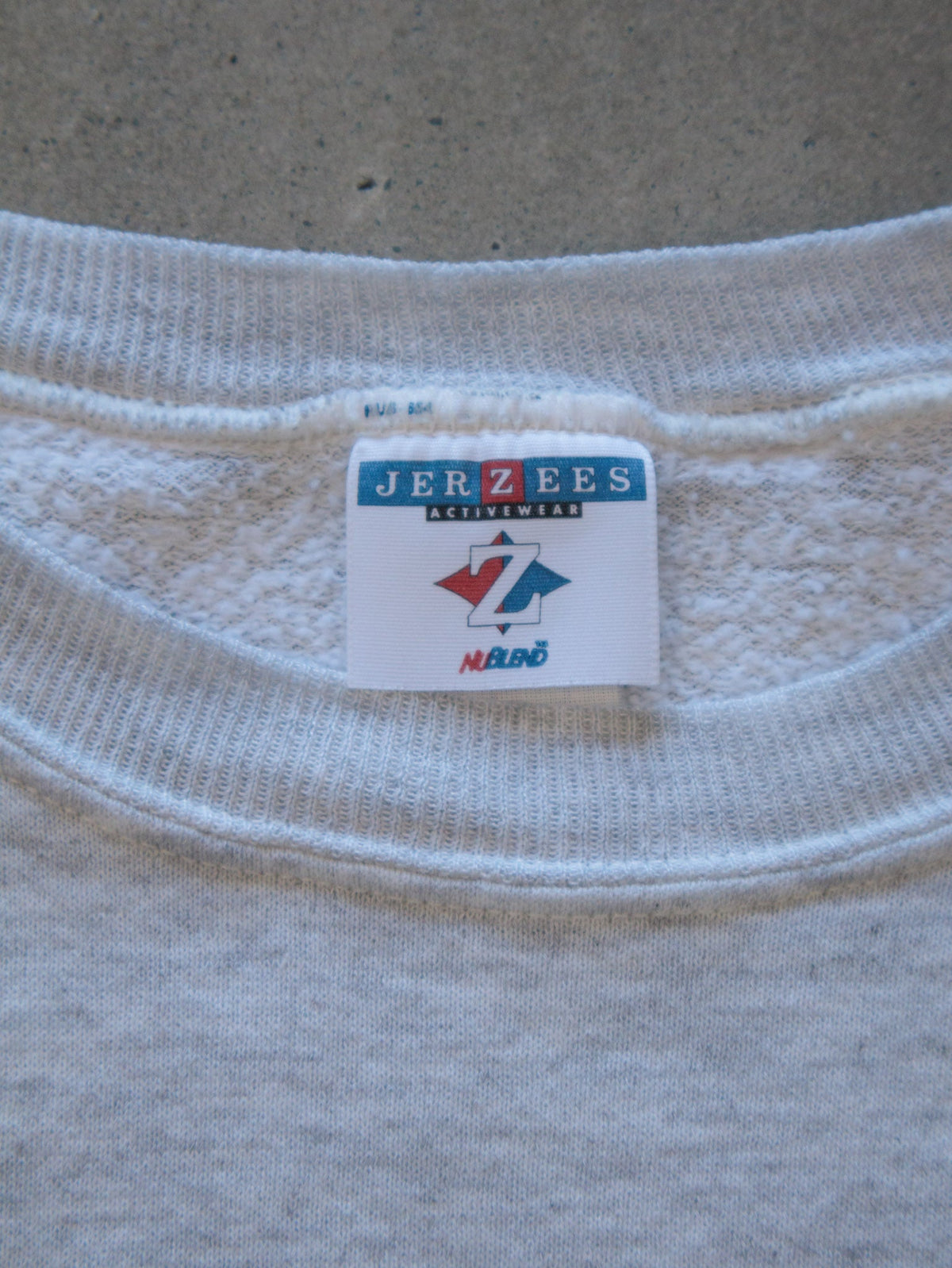Vintage 90s Grey Sports Illustrated Slogan Sweatshirt (XL)