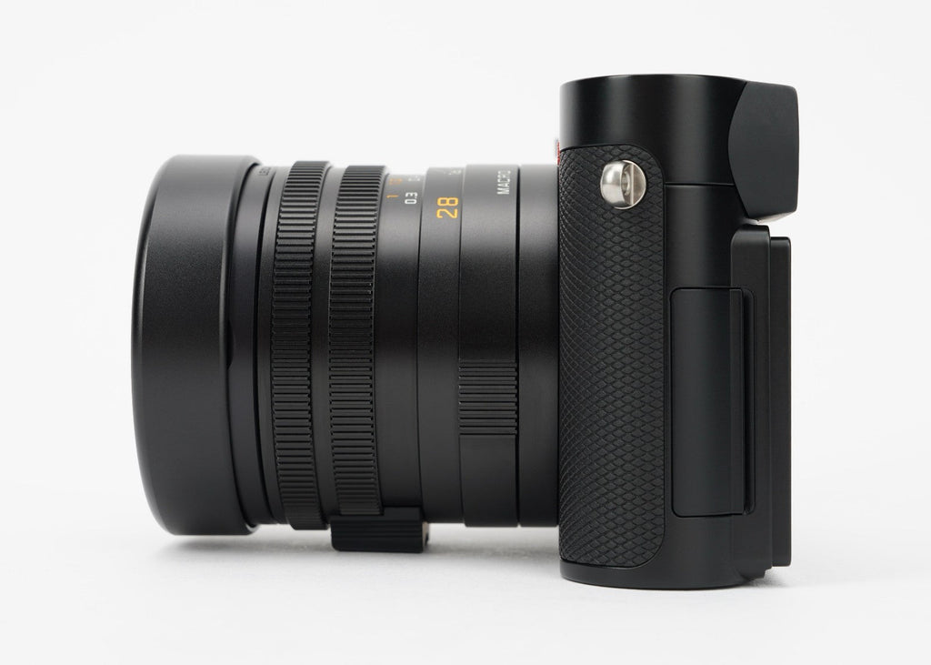 Leica Q3 60MP Full-Frame Compact Camera with Summilux 28mm f/1.7 ASPH. Lens