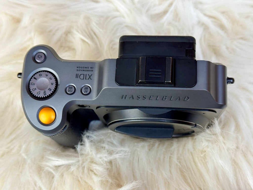 Hasselblad X1D II 50 MP Medium Format Mirrorless Camera - Silver (Body Only)