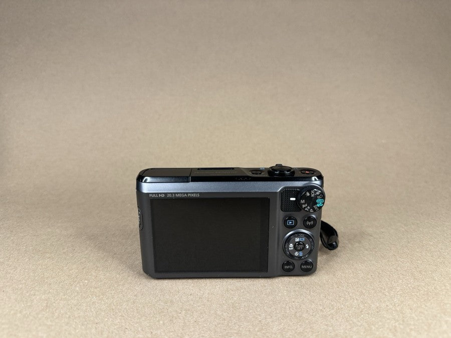 Canon PowerShot SX720 HS 20.3MP Digital Camera - Black (Body Only) with Cracked Screen