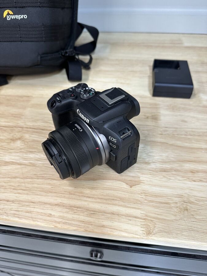 Canon EOS R10 24.2MP Mirrorless Camera - Black (RF-S 18-45mm f/4.5-6.3 IS STM)