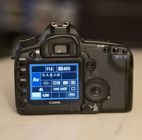 Canon EOS 5D Mark II DslrR with Canon EF 50mm f/1.8 STM Lens