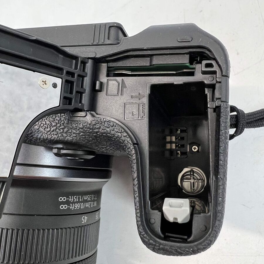 Canon EOS R10 24.2MP Mirrorless DSLR